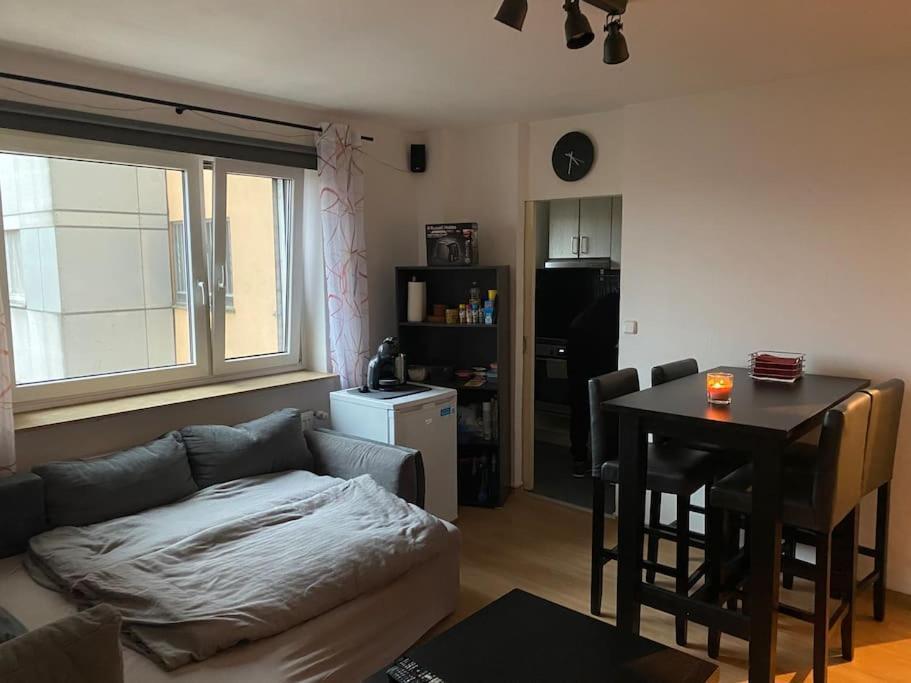 Helle 2-Zimmer Wohnung, Nicht Mehr Verfuegbar Erlangen Exterior foto