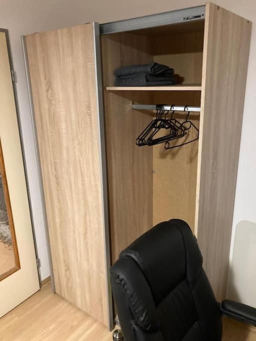 Helle 2-Zimmer Wohnung, Nicht Mehr Verfuegbar Erlangen Exterior foto